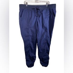 NWT Torrid Crop Pull-On Jogger Poplin Mid-Rise Pants 1 1x 14-16 Navy